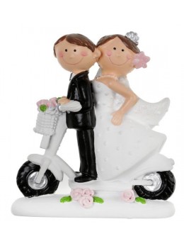 Petite figurine couple mariés résine scooter